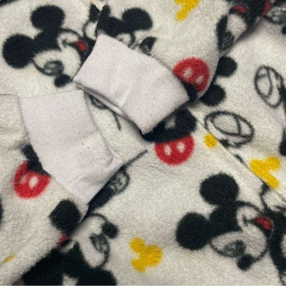 Disney Junior Mickey Mouse 3T Footie Pajamas Zip Up PRELOVED STAINS ON feet